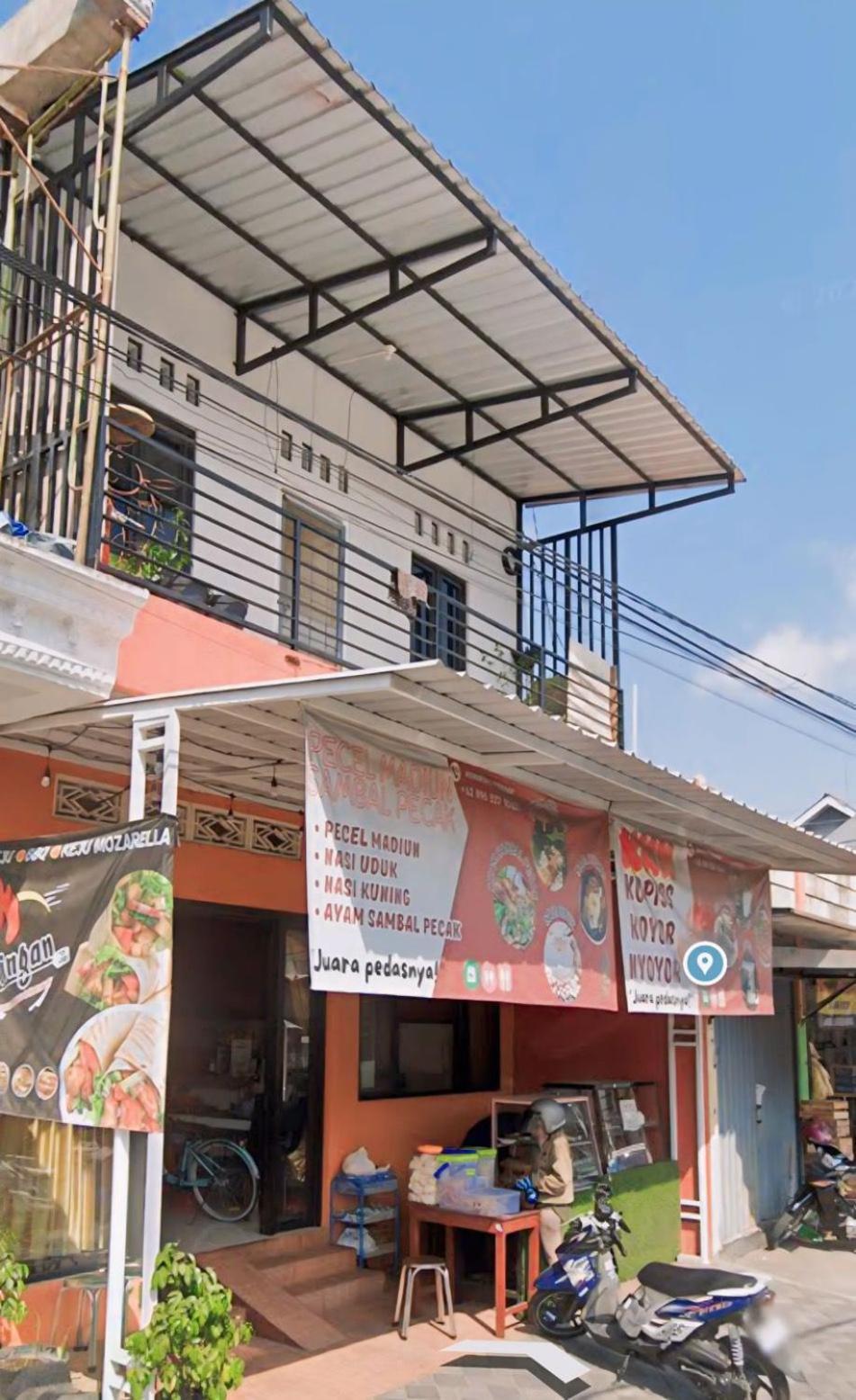 Rama Shinta Guest House & Coffee Yogyakarta Exteriör bild